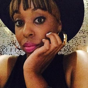 Meet your Posher, Dalilah